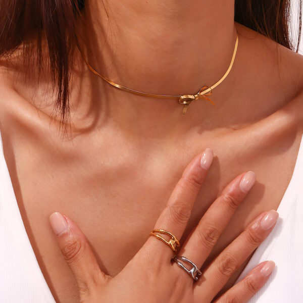 Strikjes ketting goud - Afbeelding 3
